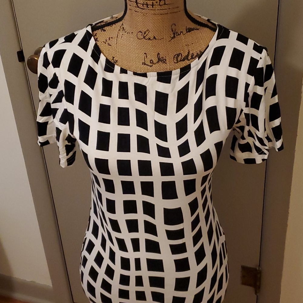 Geometric print dress